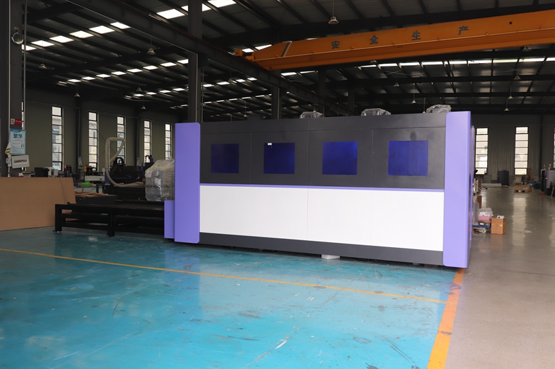 Industrial 3015 6000 watt Fibe - Industrial Laser Metal Cutting Machine 评论和价格