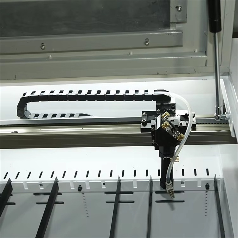 CO2 Laser Engraving & Cutting  - Co2 Laser Engraving Machine 评论和价格